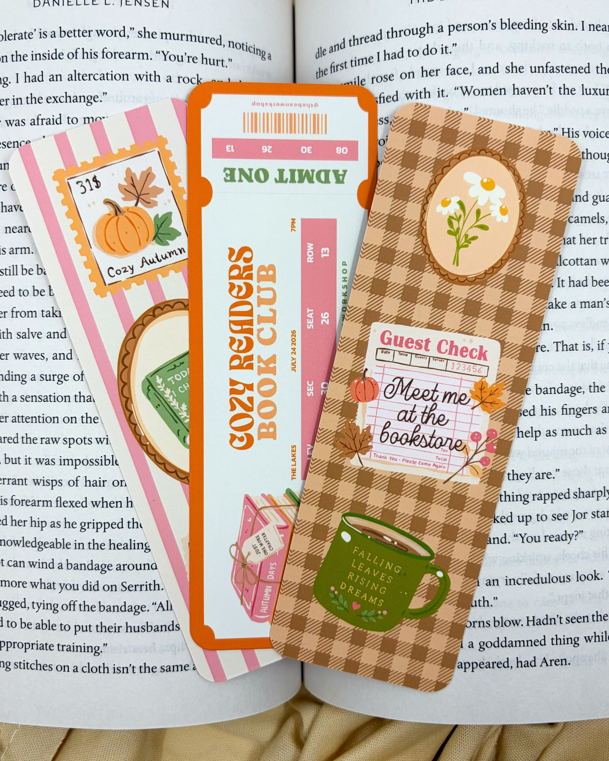 Gingham Book Lover Gift Set: Book Bag, Pouch & Kindle Sleeve