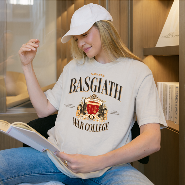 Basgiath War College Vintage Style Tee Shirt