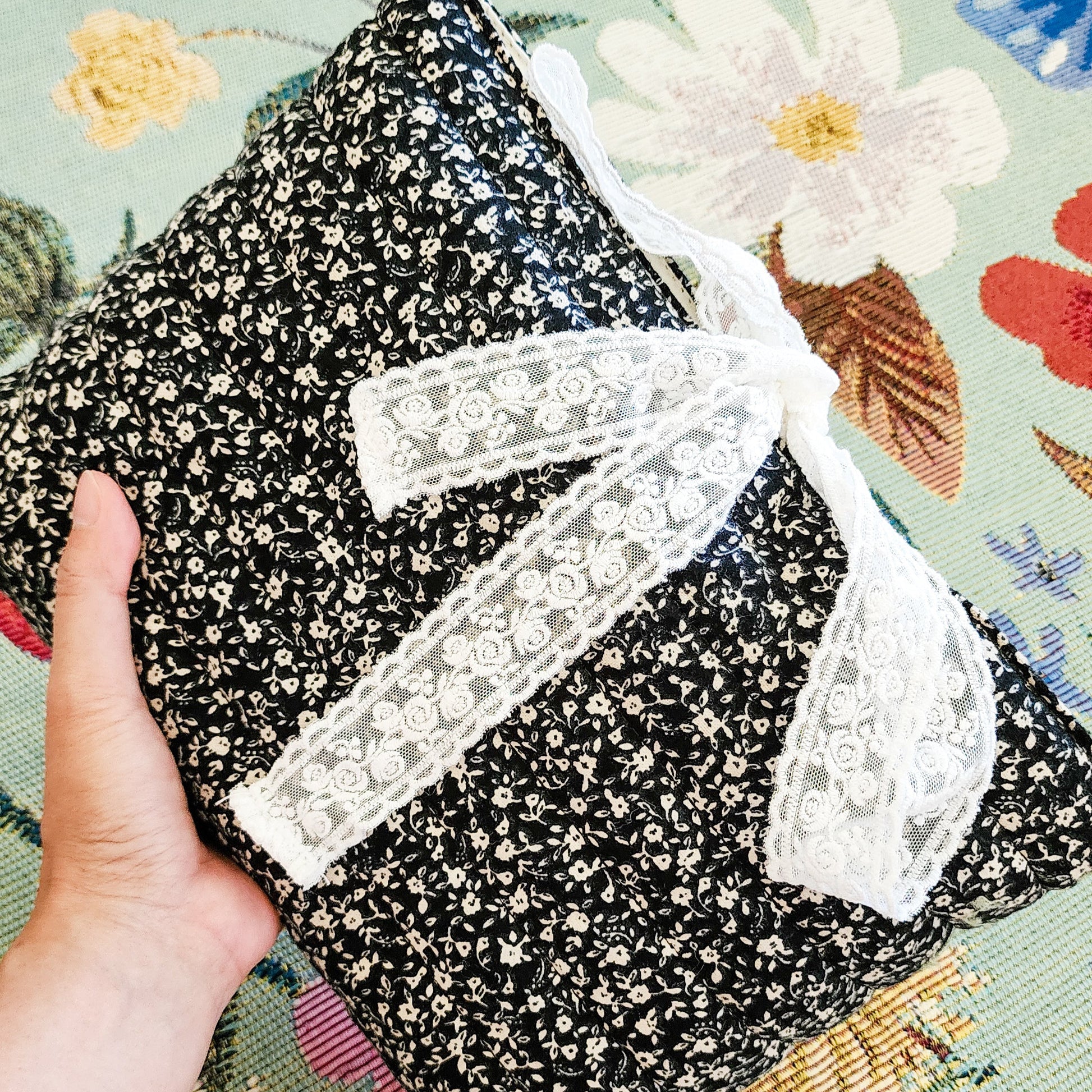 Black Flower Large Padded Book Sleeve with Lace Ribbon - The Bean Workshop - book sleeve, reading accessories