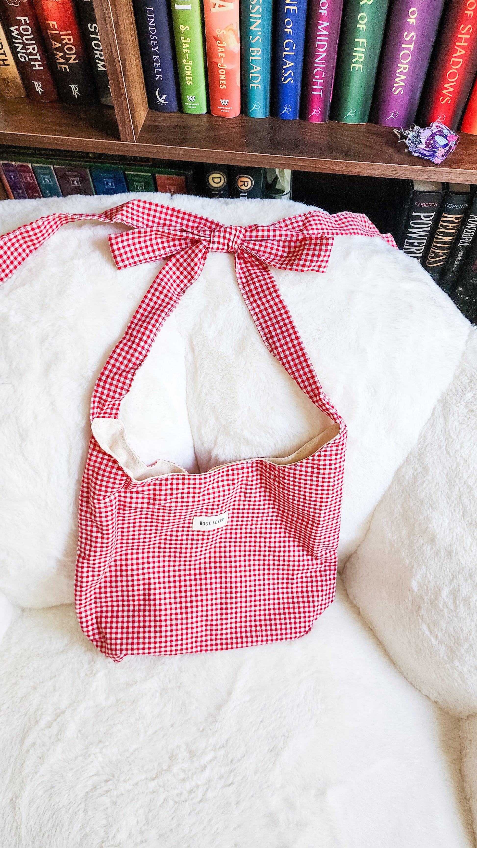Book Lover Checkered Cotton Tote Bag with Adjustable Strap - The Bean Workshop - book club, book lover, book lovers, bookaholic, bookish, bookish friends, Booklice, Books and girls, bookstore, bookstore date, booktrovert, fantasy readers book club, tote, tote bag