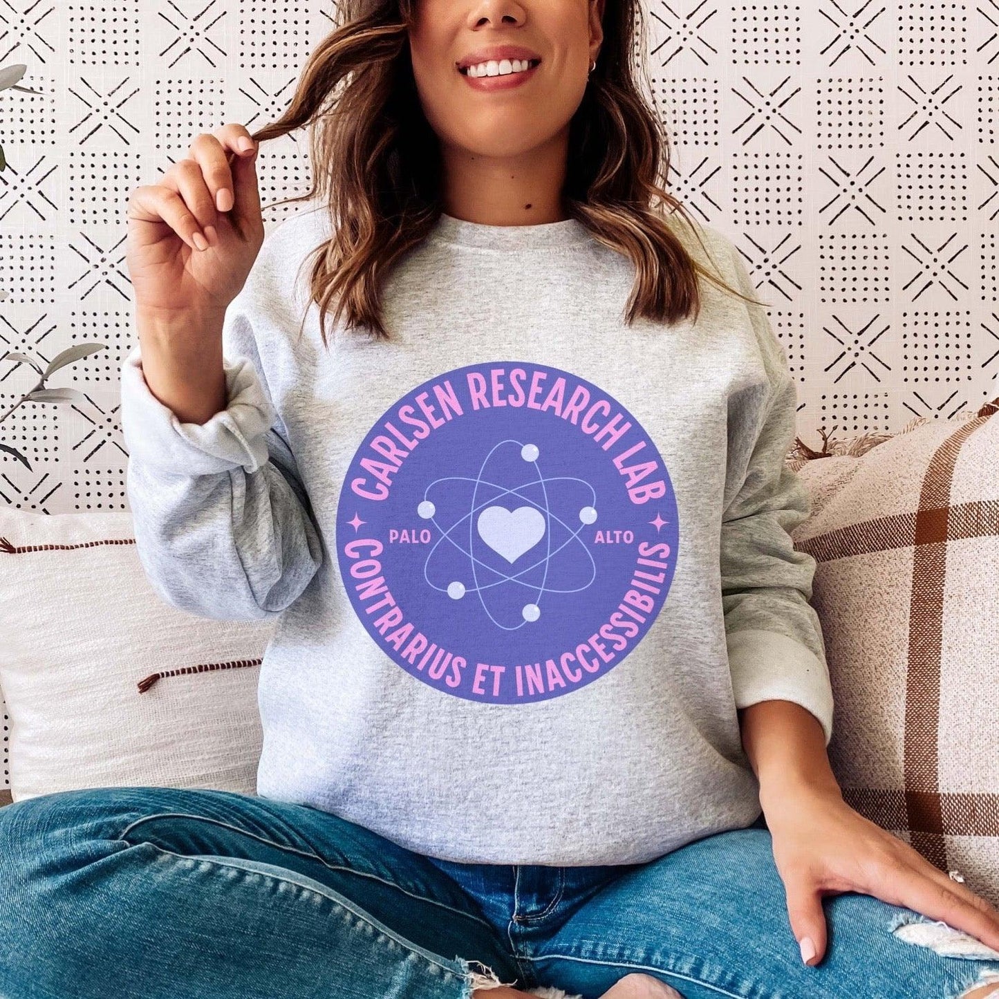 Carlsen Research Lab Sweatshirt - The Bean Workshop - adam carlsen, ali hazelwood, sweatshirt, the love hypothesis