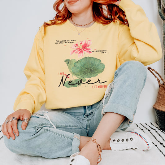 I Will Never Let You Go Sweatshirt - The Bean Workshop - Book lover gift idea, Bookish aesthetic, Celestial Kingdom, Enemies to lovers merch, Immortal, Immortal quote shirt, Sue Lynn Tan, sweater, sweatshirt, Watercolor lotus, Zhangwei and Liyen