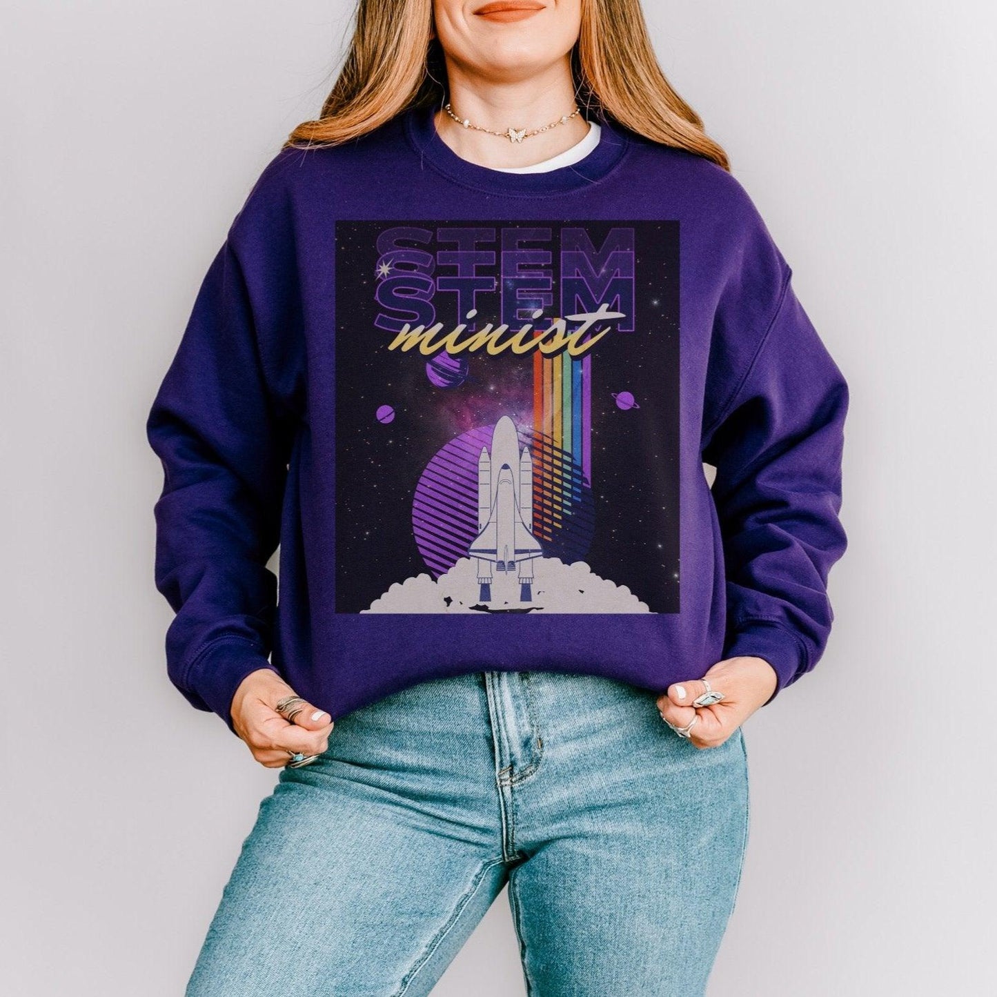 STEM-Minist Sweatshirt - The Bean Workshop - Ali Hazelwood, love on the brain, STEM, STEM-Minist, sweater, sweatshirt, the love hypothesis